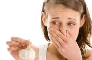 How To Get Rid Of Garlic Breath Naturally