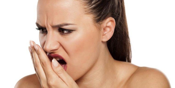 Dealing With Chronic Bad Breath Despite Regular Brushing